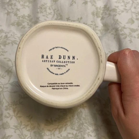 New Rae Dunn mug - Picture 4 of 5